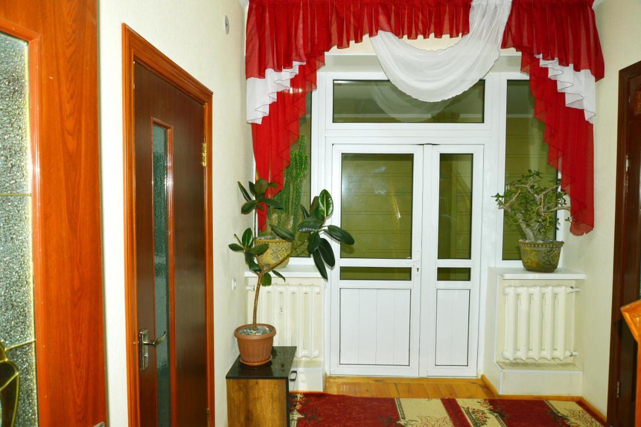 Astoria B&B Osh Exterior foto